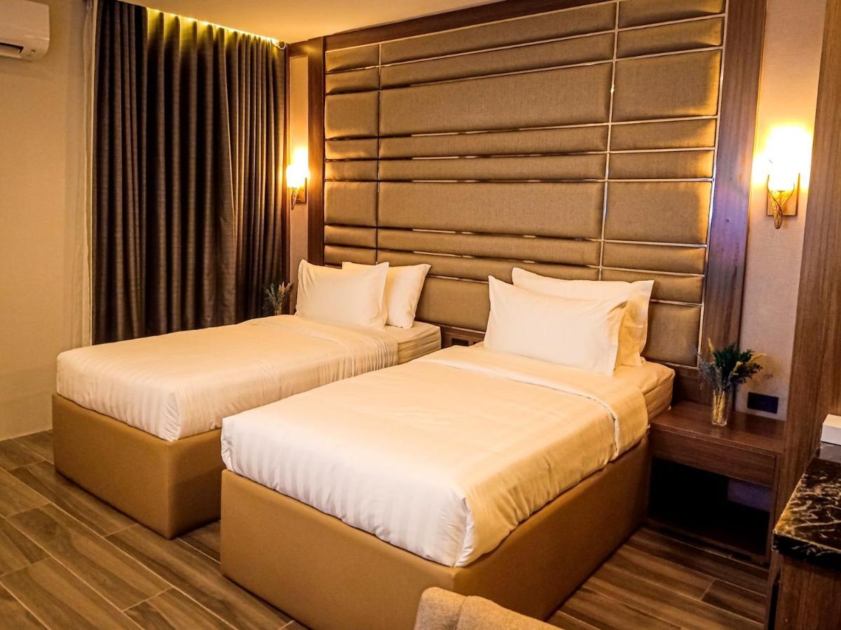El Vistra Hotel Angeles Εξωτερικό φωτογραφία