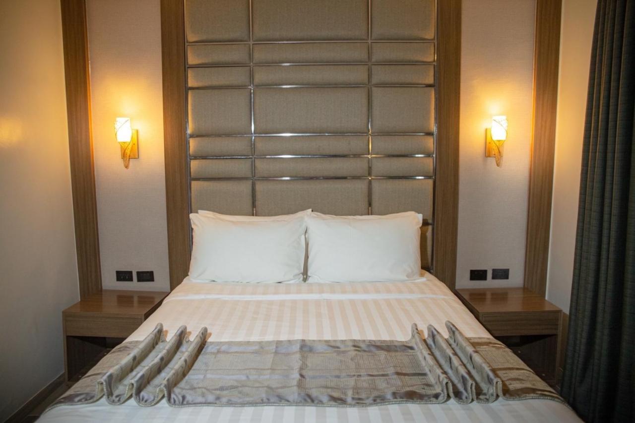 El Vistra Hotel Angeles Εξωτερικό φωτογραφία