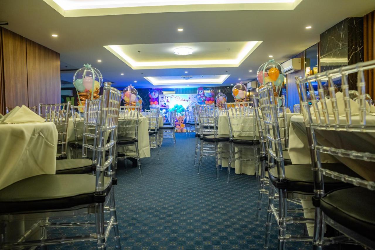 El Vistra Hotel Angeles Εξωτερικό φωτογραφία